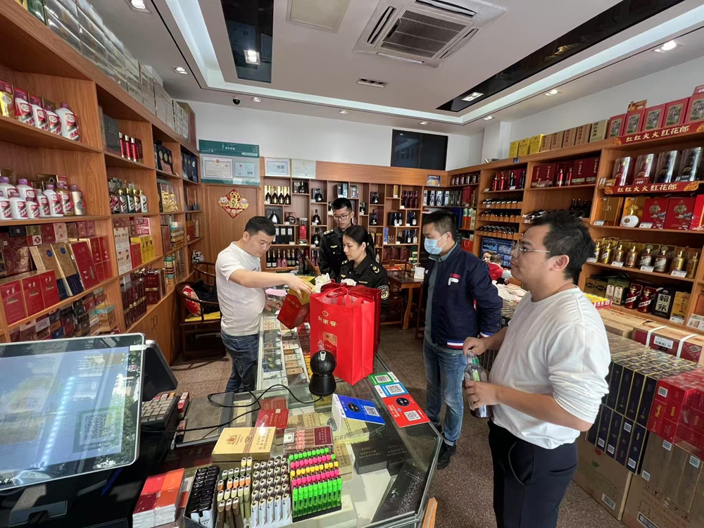 download (1)_副本.jpg